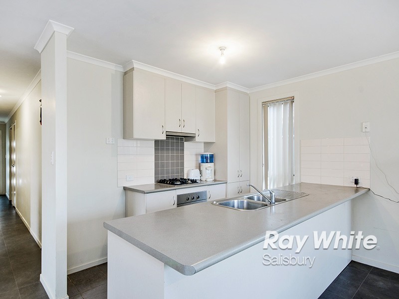 28 Oakwood Circuit, Munno Para West SA 5115