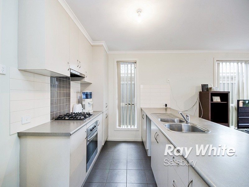 28 Oakwood Circuit, Munno Para West SA 5115