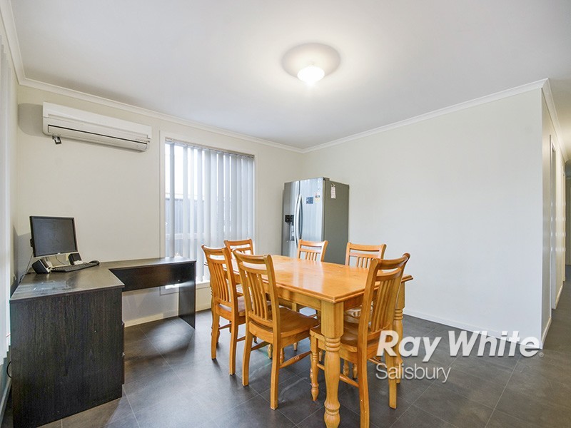 28 Oakwood Circuit, Munno Para West SA 5115