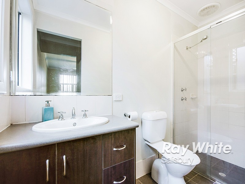 28 Oakwood Circuit, Munno Para West SA 5115