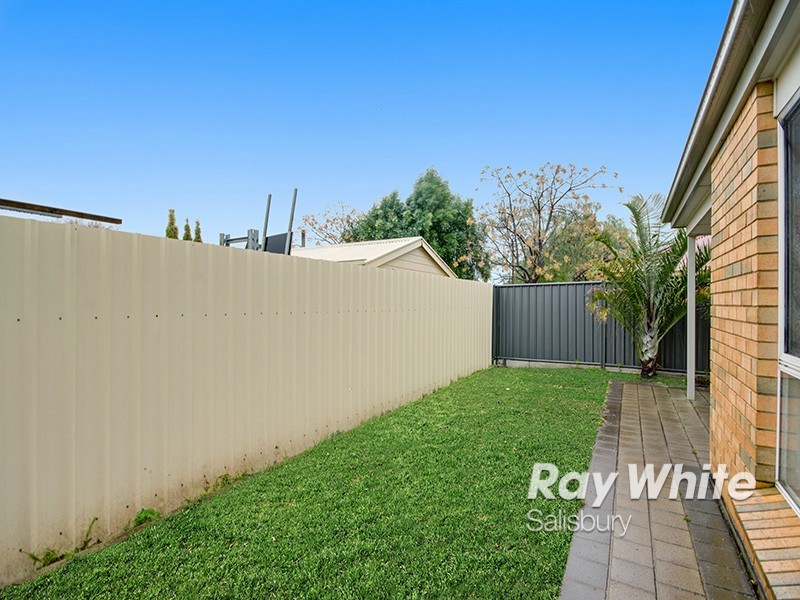 28 Oakwood Circuit, Munno Para West SA 5115