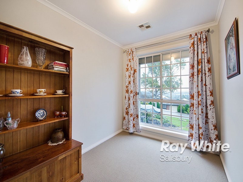 23 Honeysuckle Drive, Hillbank SA 5112