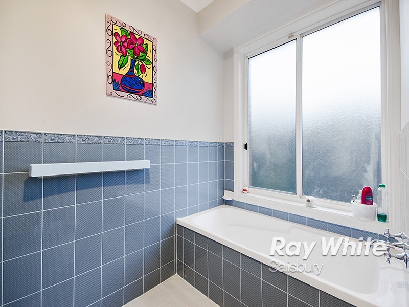 23 Honeysuckle Drive, Hillbank SA 5112