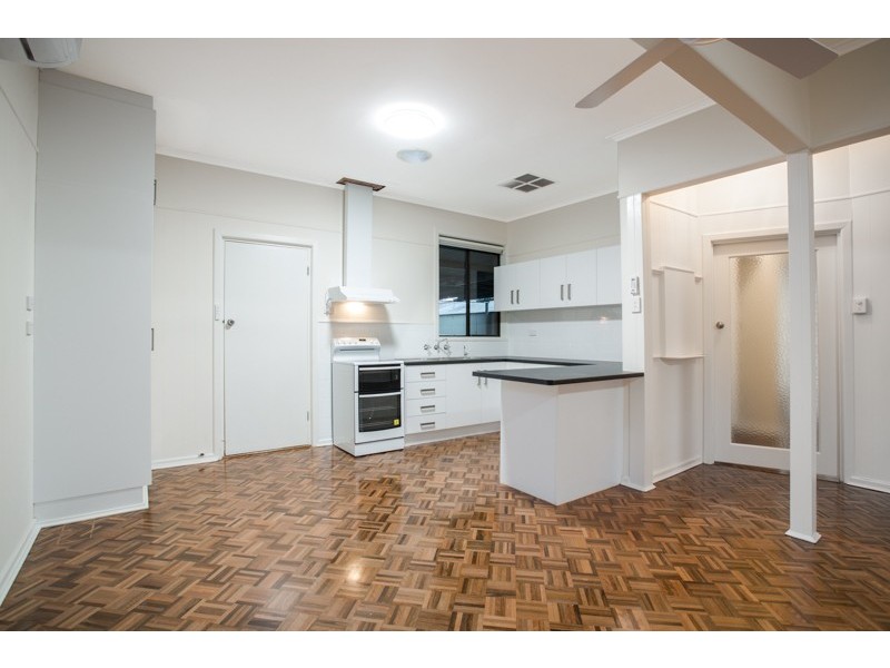 10 Allington Street, Elizabeth Grove SA 5112