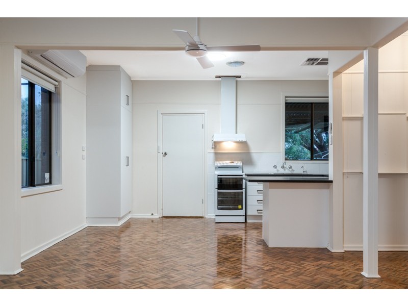 10 Allington Street, Elizabeth Grove SA 5112