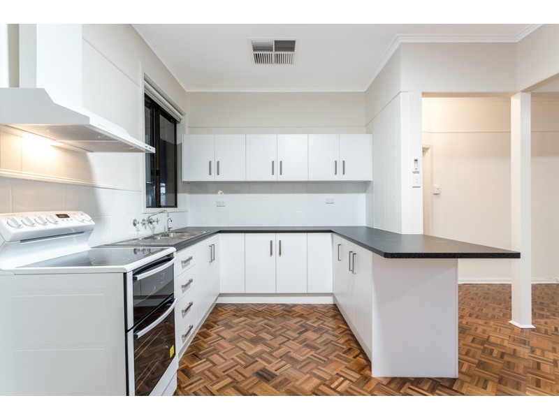 10 Allington Street, Elizabeth Grove SA 5112