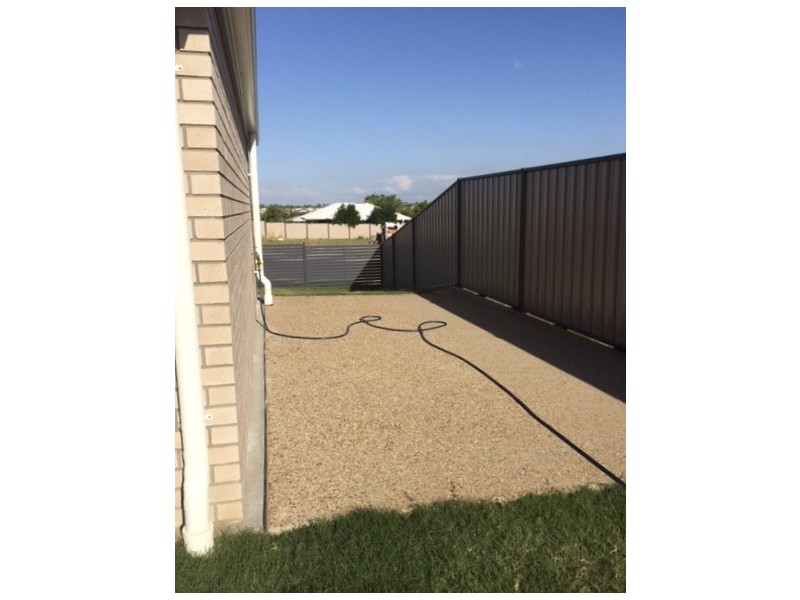 5 Impala Drive, Gracemere QLD 4702