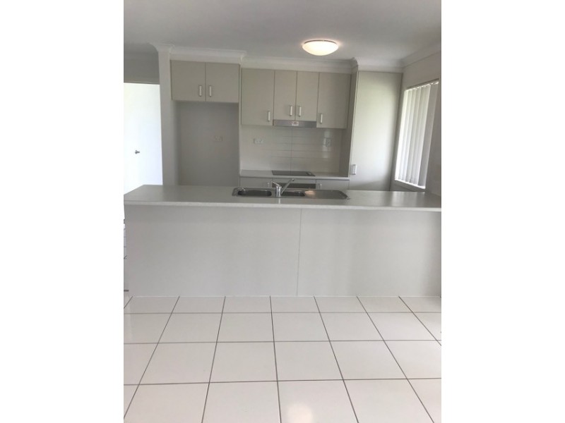 57 Taramoore Road, Gracemere QLD 4702