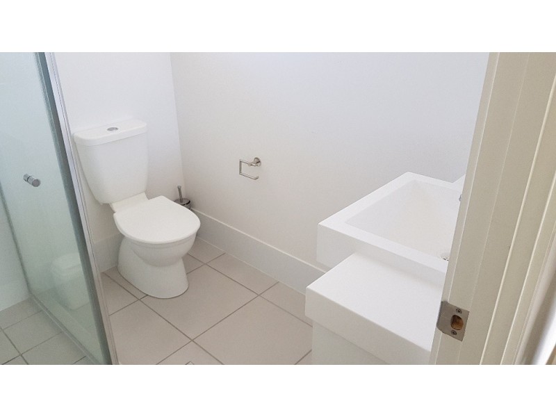 6 Irwin Street, Gracemere QLD 4702