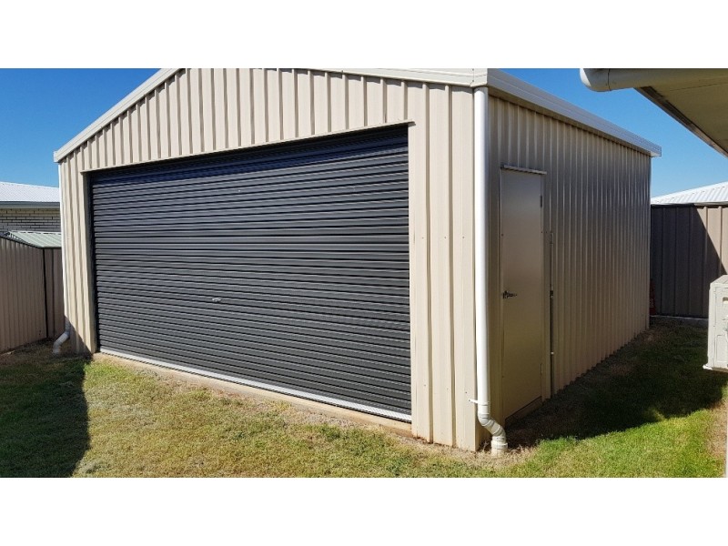 6 Irwin Street, Gracemere QLD 4702