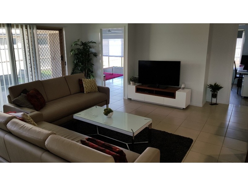27 Tawarra Crescent, Gracemere QLD 4702