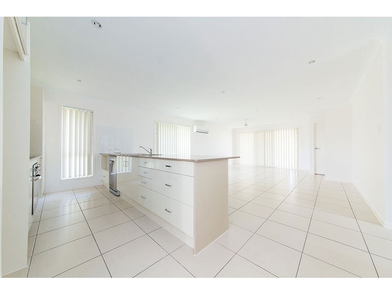 4 Keirin Court, Gracemere QLD 4702