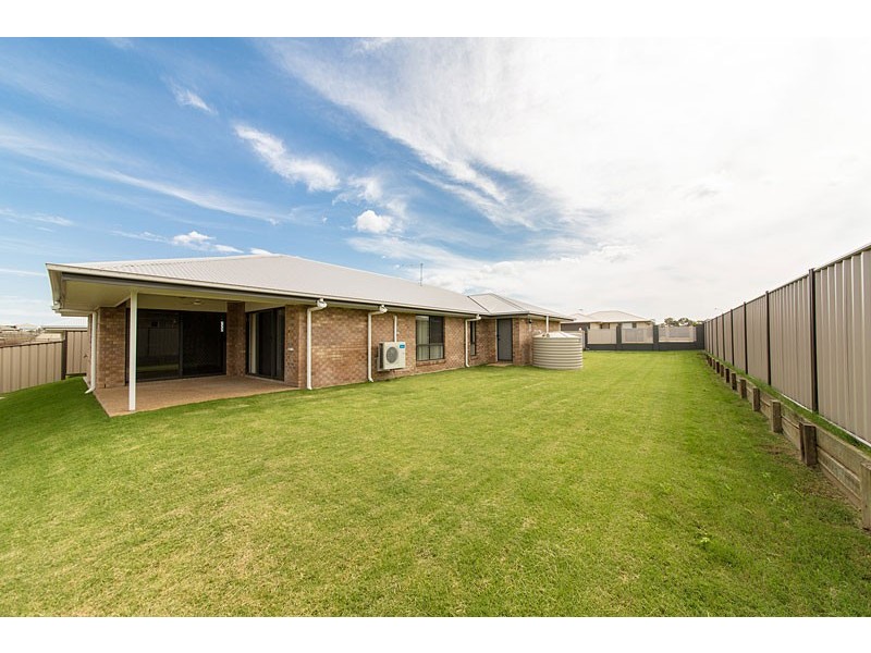 4 Keirin Court, Gracemere QLD 4702
