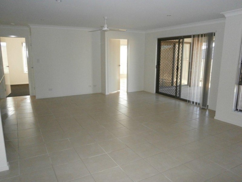 26 Chatterton Blvd, Gracemere QLD 4702