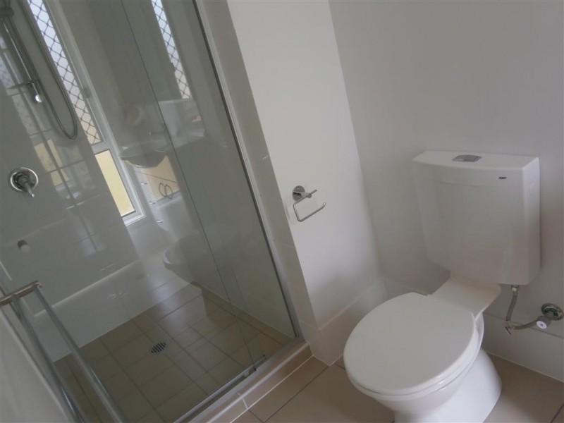 18 Tippett Crescent, Gracemere QLD 4702