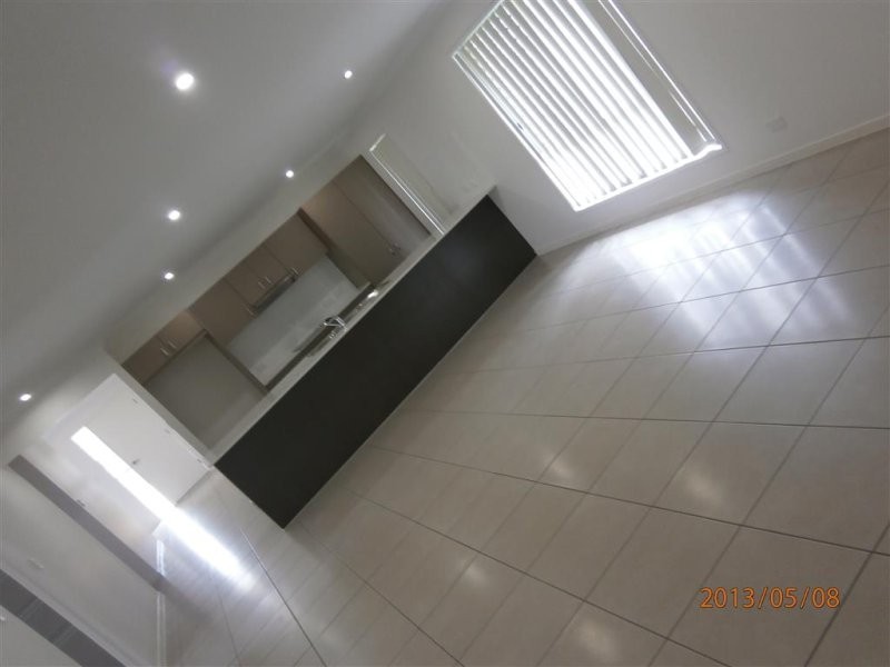 8 Keirin Court, Gracemere QLD 4702