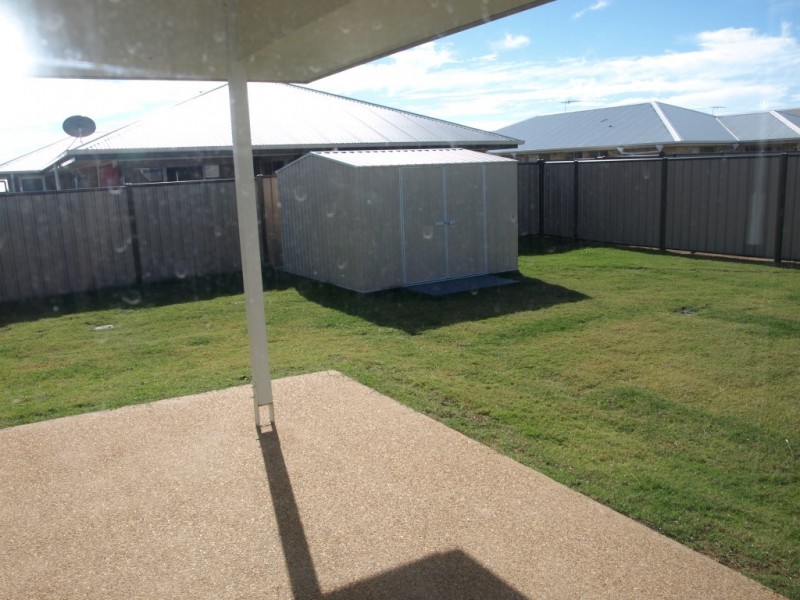 14 Belltrees Place, Gracemere QLD 4702