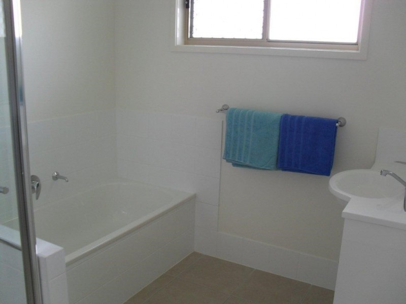 27 TAWARRA, Gracemere QLD 4702