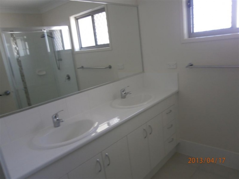 13 Keirin Court, Gracemere QLD 4702