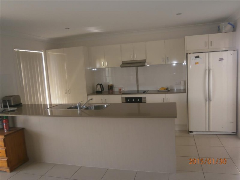 10 Keirin Court, Gracemere QLD 4702