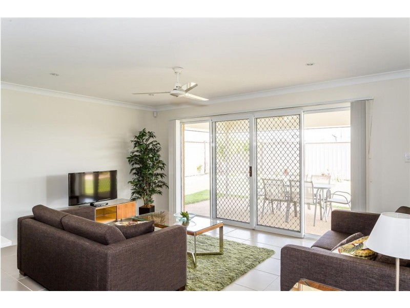 4 Premier Court, Gracemere QLD 4702