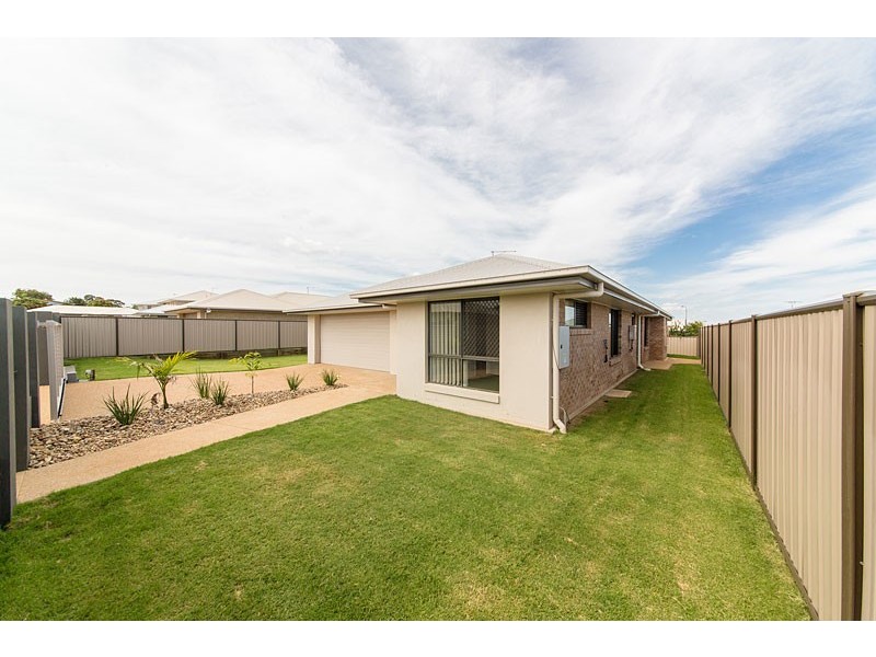 4 Keirin Court, Gracemere QLD 4702