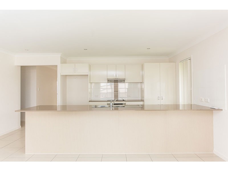 4 Keirin Court, Gracemere QLD 4702