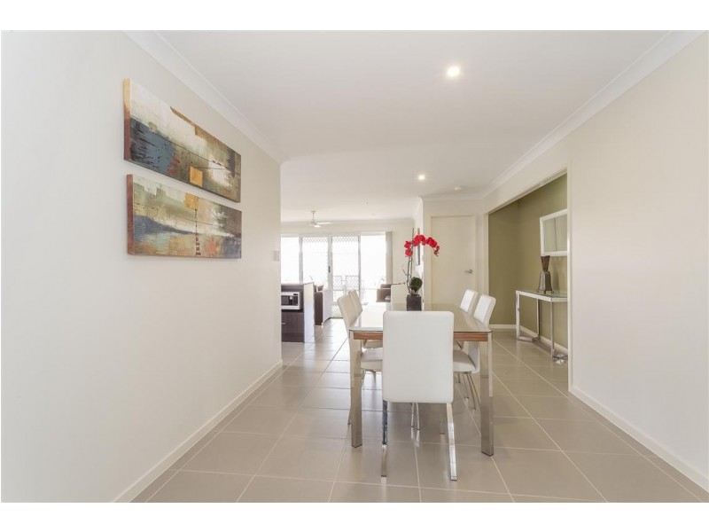 2 Irwin Street, Gracemere QLD 4702