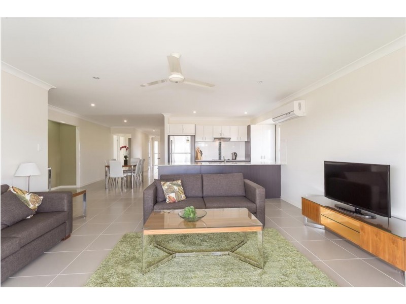 2 Irwin Street, Gracemere QLD 4702