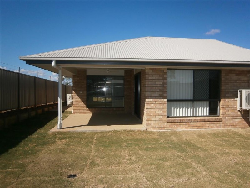 11 Laver Place, Gracemere QLD 4702