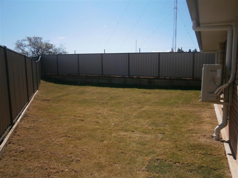 11 Laver Place, Gracemere QLD 4702