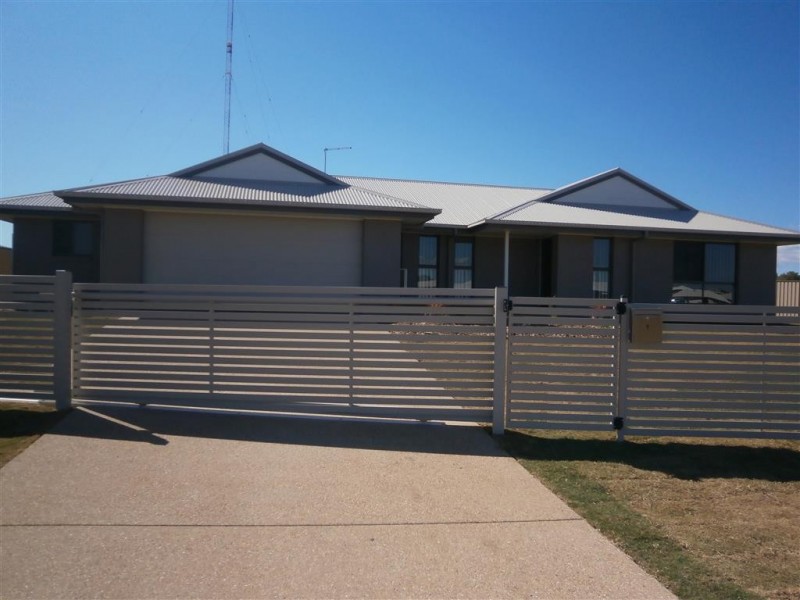 1 Laver Place, Gracemere QLD 4702