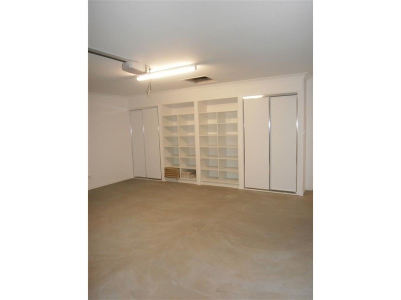 1 Laver Place, Gracemere QLD 4702