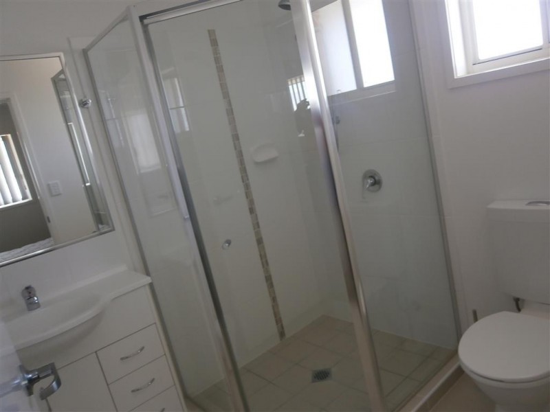 6 Rosebrook Place, Gracemere QLD 4702
