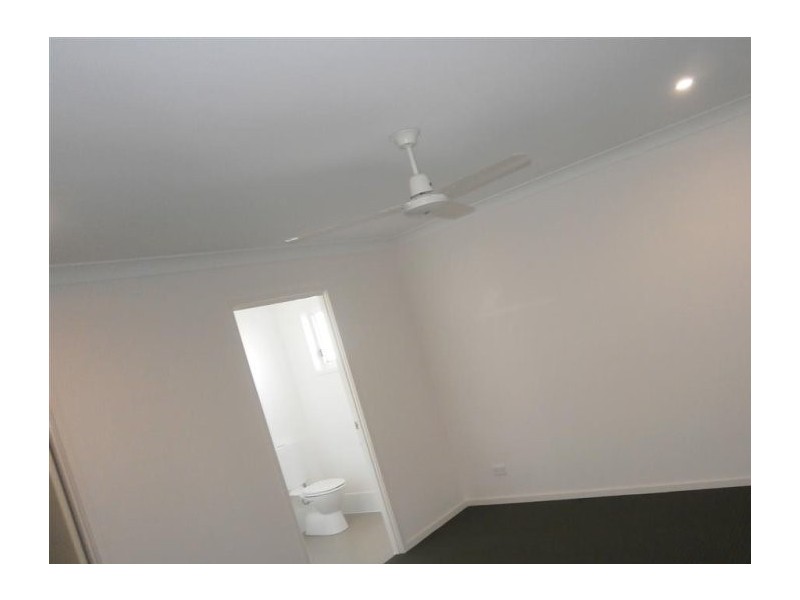 10 Rosebrook Place, Gracemere QLD 4702