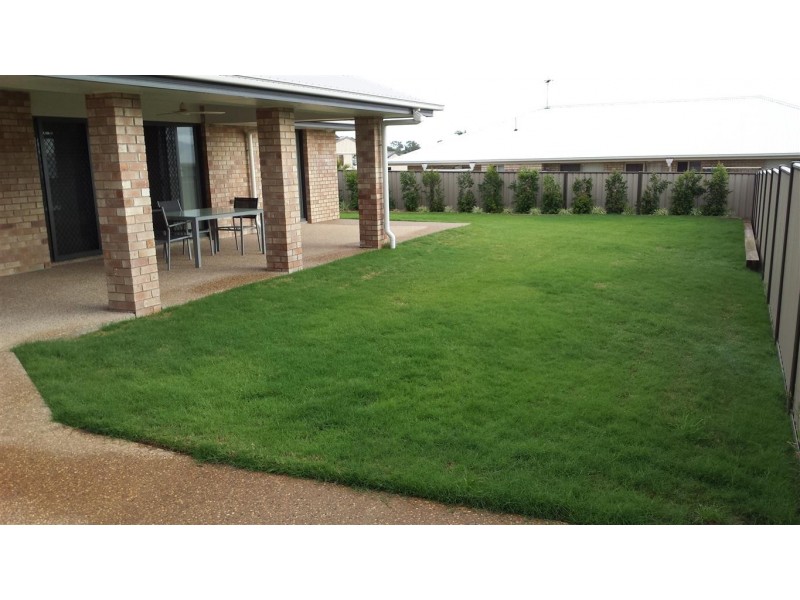 12 Rosebrook Place, Gracemere QLD 4702