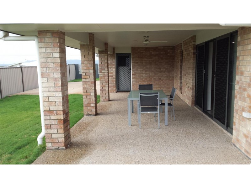 12 Rosebrook Place, Gracemere QLD 4702