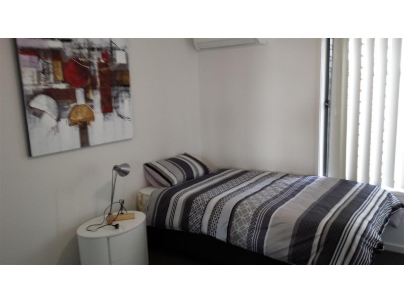 12 Rosebrook Place, Gracemere QLD 4702