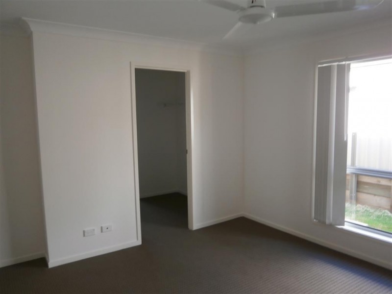 13 Laver Place, Gracemere QLD 4702