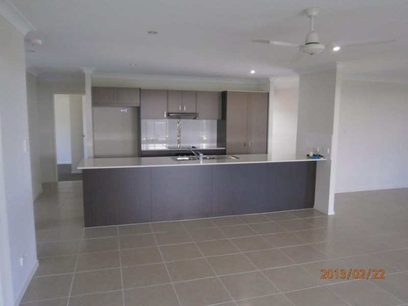 42 Koolamarra Drive, Gracemere QLD 4702