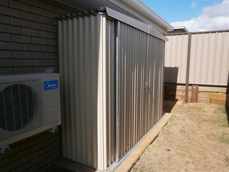 13 Laver Place, Gracemere QLD 4702