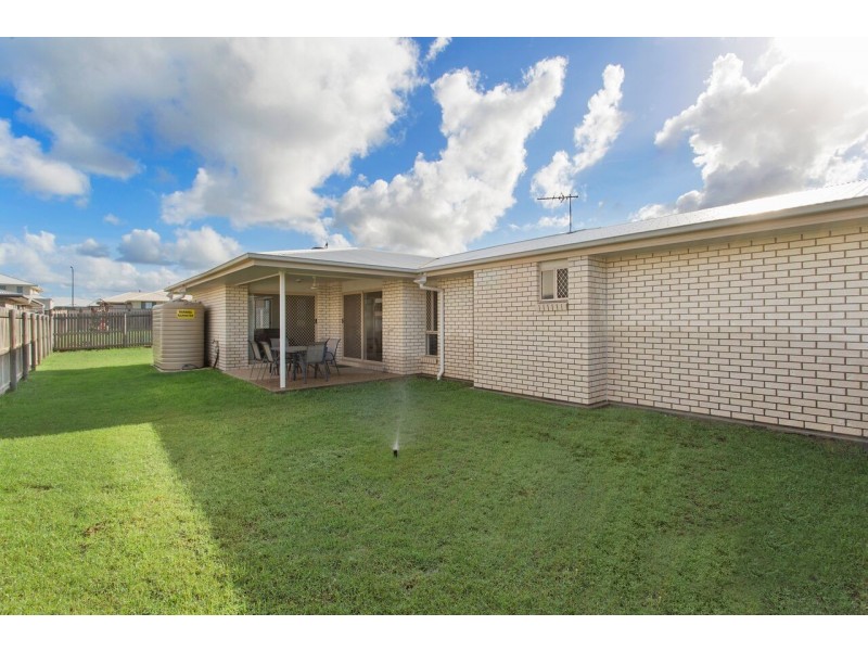 27 Tawarra Crescent, Gracemere QLD 4702