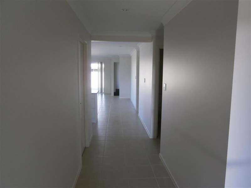 1 Premier Court, Gracemere QLD 4702