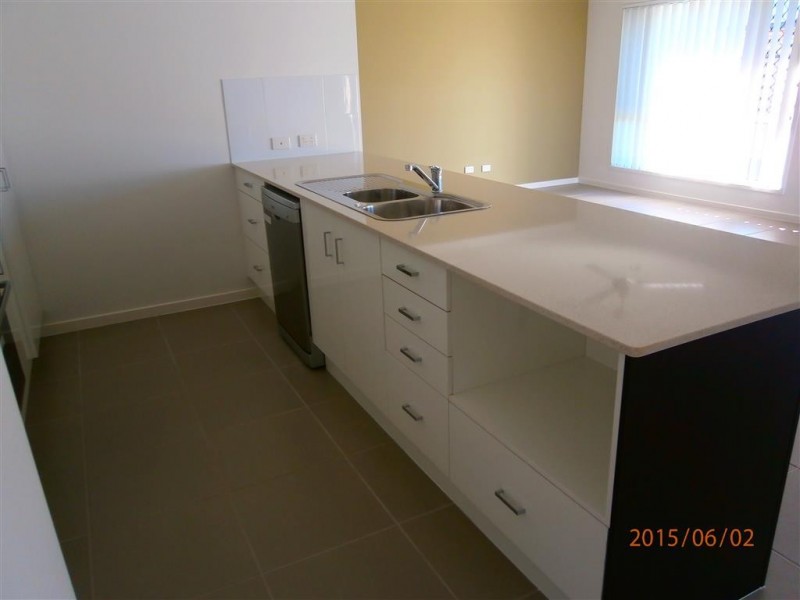 5 Rosebrook Place, Gracemere QLD 4702