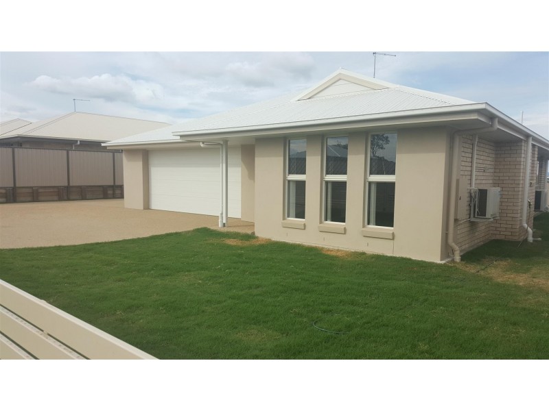6 Laver Place, Gracemere QLD 4702