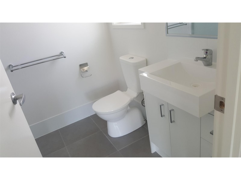 6 Laver Place, Gracemere QLD 4702