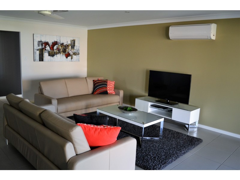 12 Rosebrook Place, Gracemere QLD 4702