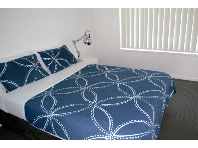 12 Rosebrook Place, Gracemere QLD 4702