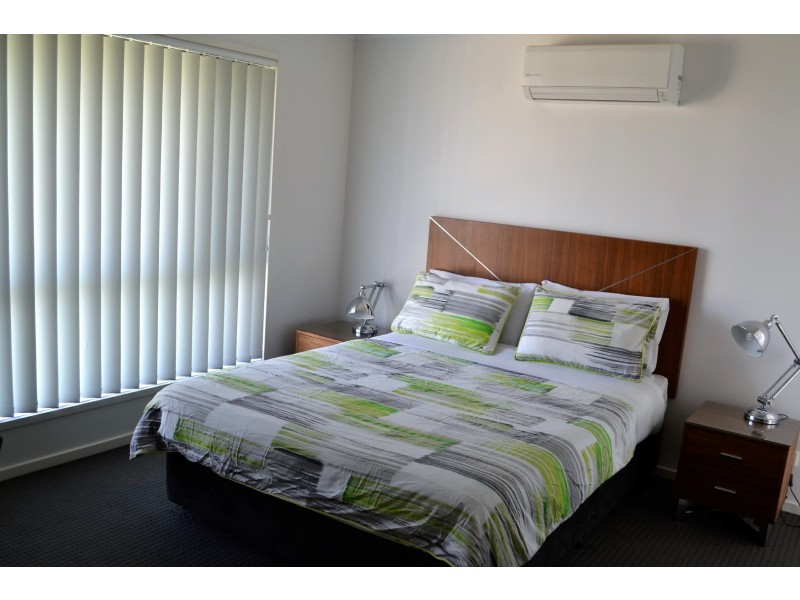 12 Rosebrook Place, Gracemere QLD 4702