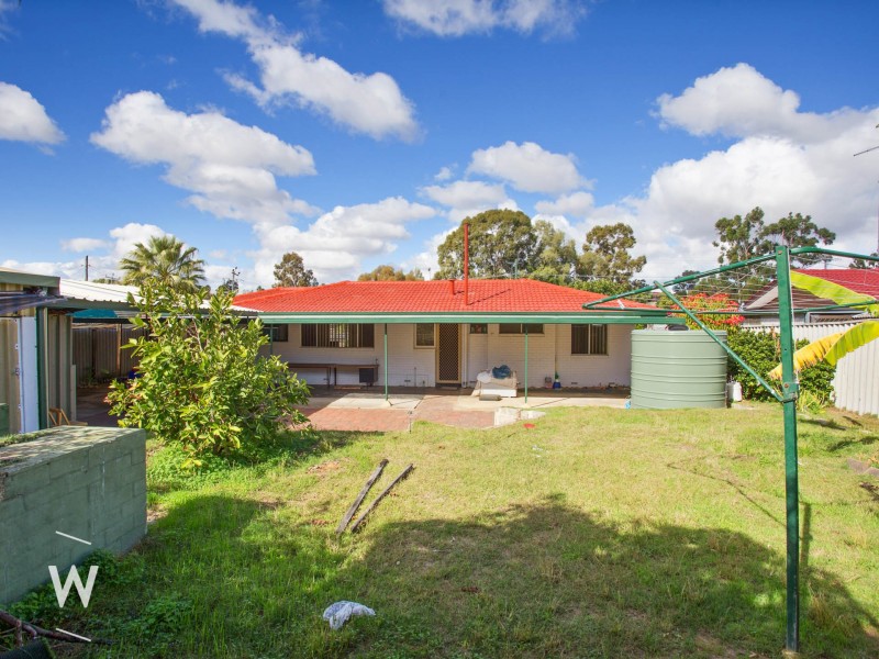 43 Nanovich Avenue, Girrawheen WA 6064